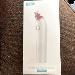 Brand New in Box- Electric Blue light blackhead Remover